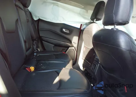 2021 Jeep Compass Trailhawk 4X4 from USA, damaged, VIN 3C4NJDDB7MT572360